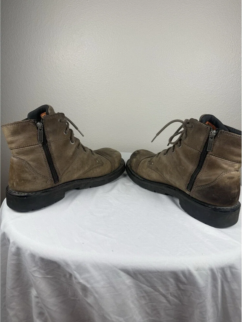 Harley Davidson D96104 Men’s 11.5 Brown Leather Motorcycle Riding Boots Side Zip